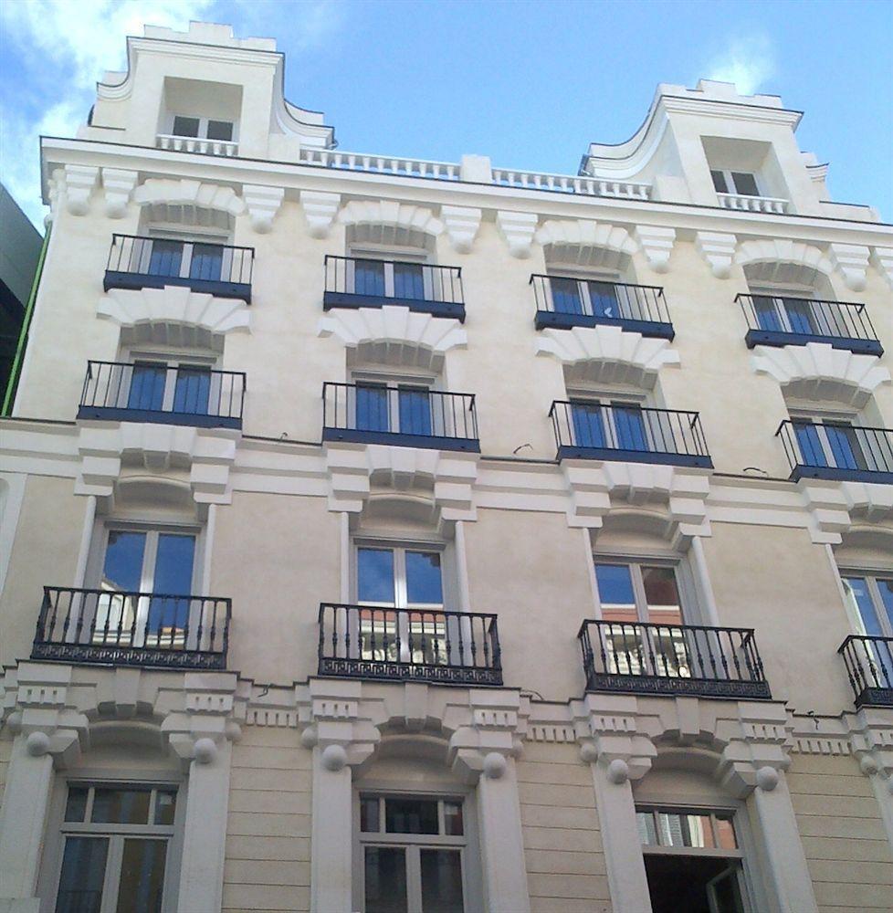 楚埃卡007客房酒店 马德里 外观 照片